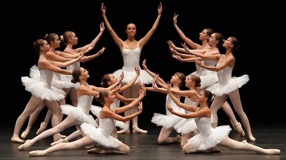 Danza, performance e giardini aperti. Interno Verde stupisce