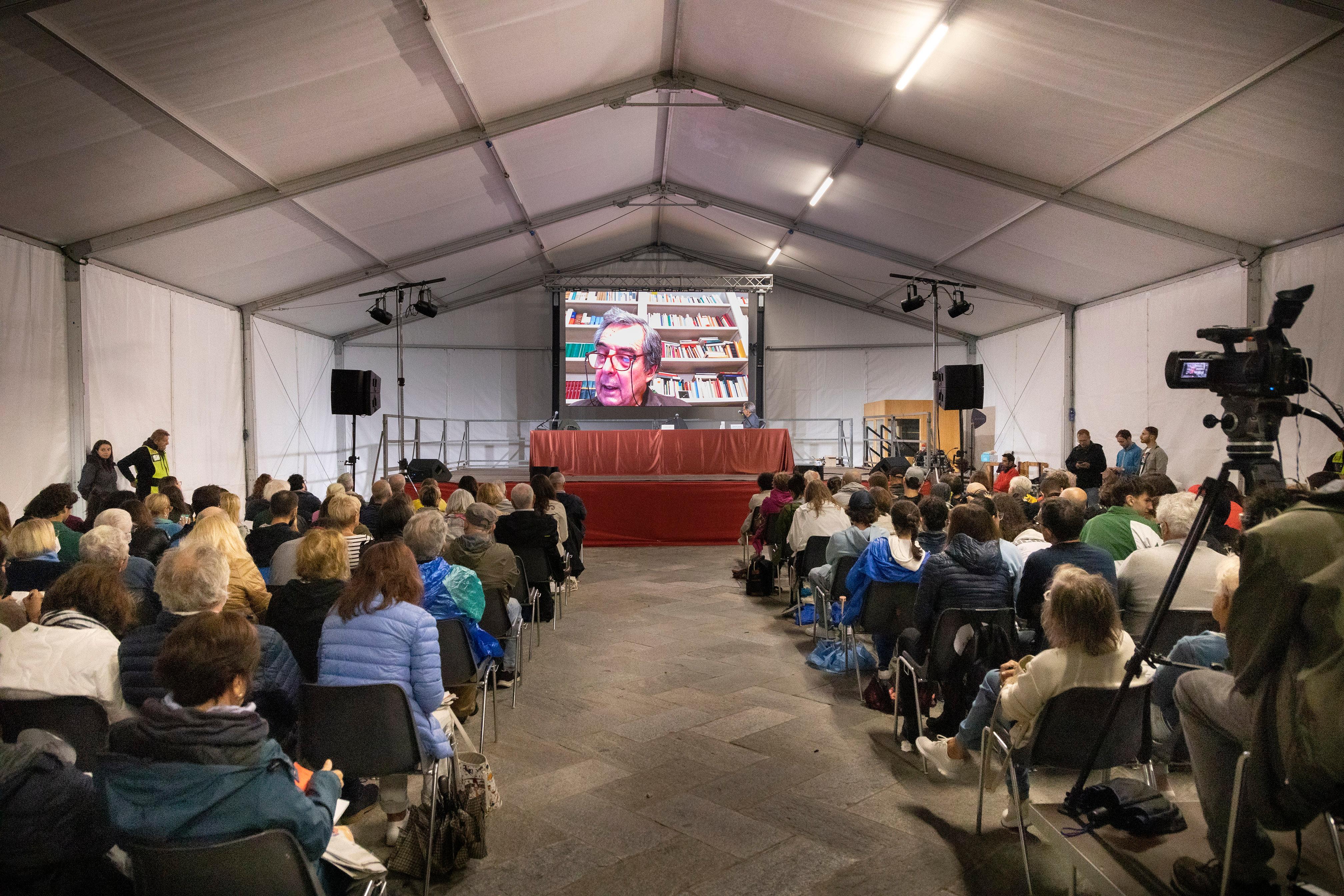 Modena, festival filosofia. Carlo Galli: «La guerra giusta non esiste al massimo può essere giustificabile» 