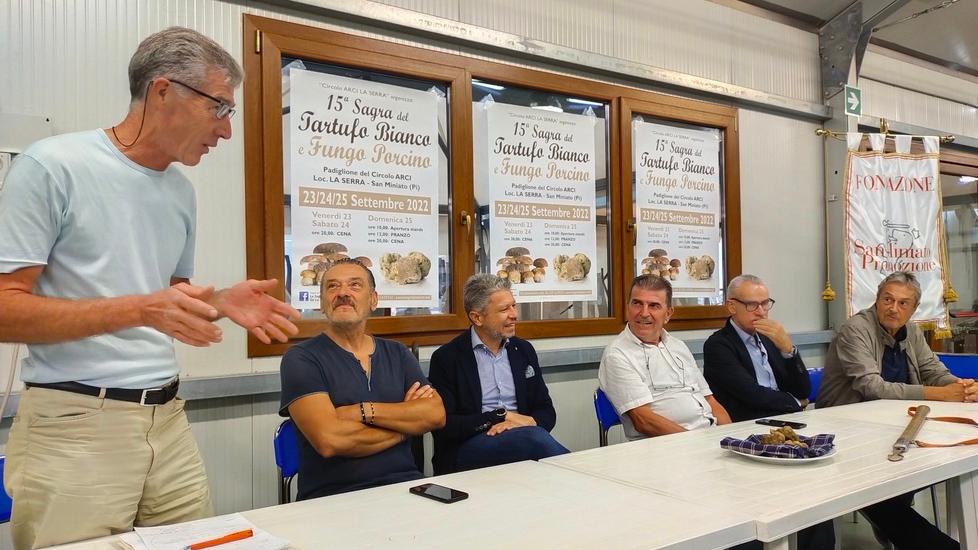 La presentazione della Sagra del tartufo bianco e fungo porcino che si terrà a La Serra da venerdì a domenica