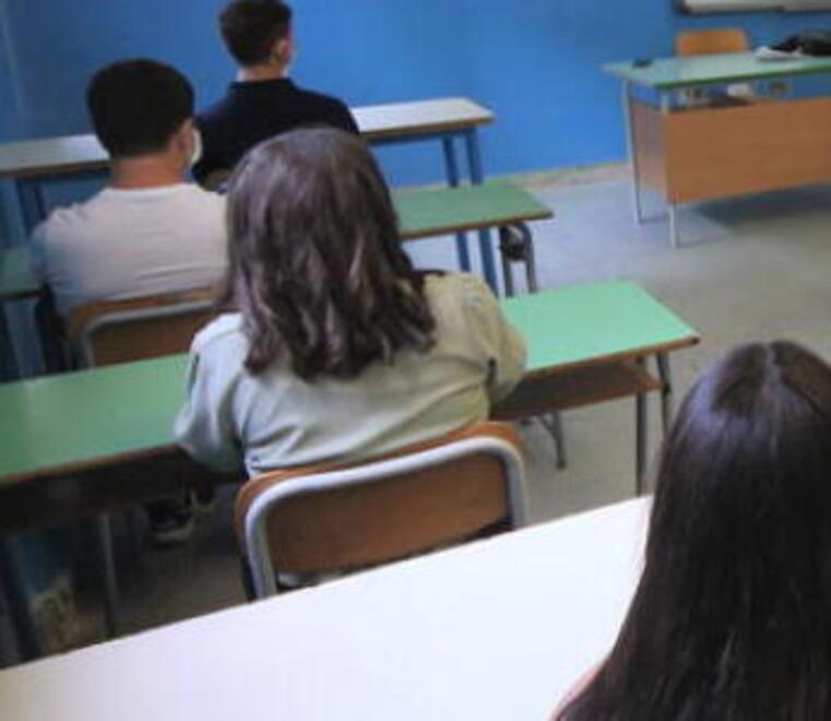 Lezione in una classe (foto archivio)