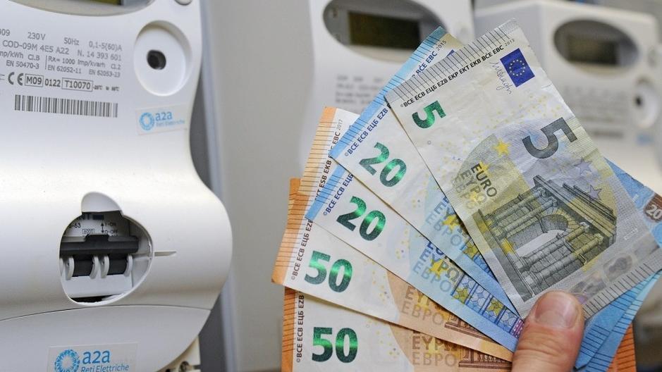 Gas e luce raddoppiati in un anno: Pistoia nella top ten dei rincari