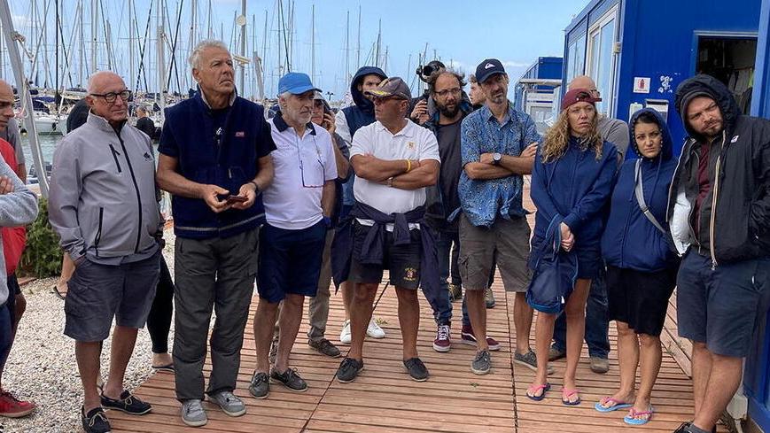 La riunione per organizzare la regata della Festa della vela al porto di Marina