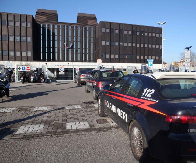 Arrestato per spaccio, è libero