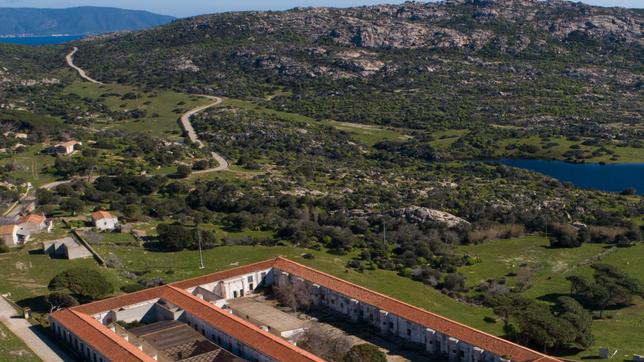 L’ex carcere dell’Asinara si apre a studenti e architetti d’Europa