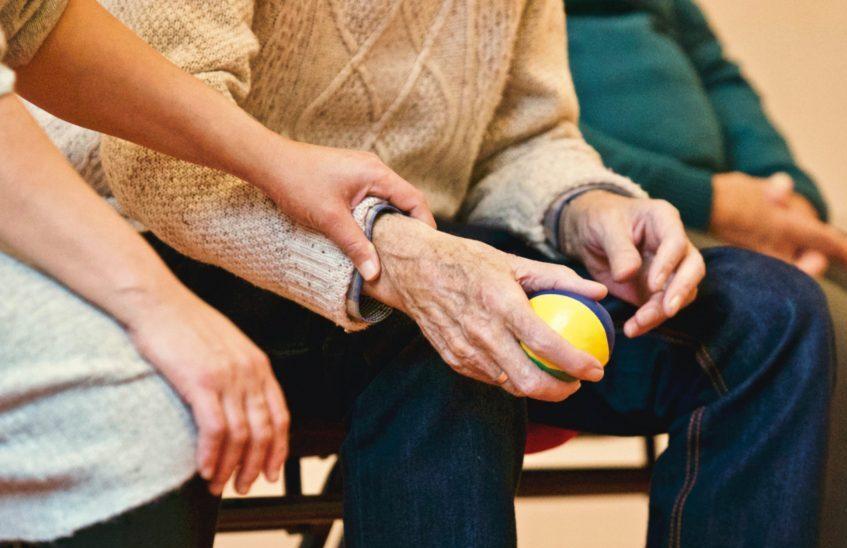 Sassari, cinque milioni per aiutare anziani, disabili e fragili 