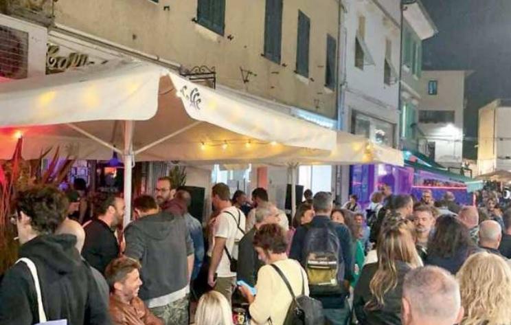 Al Ricasoli l’asta delle “cose di Gigi”. Una marea di amici ed emozioni