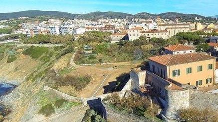Piombino, Villa Vittoria è contesa: la lite arriva in tribunale