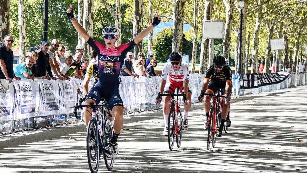 Magli con uno sprint da campione conquista il trofeo Città di Lucca