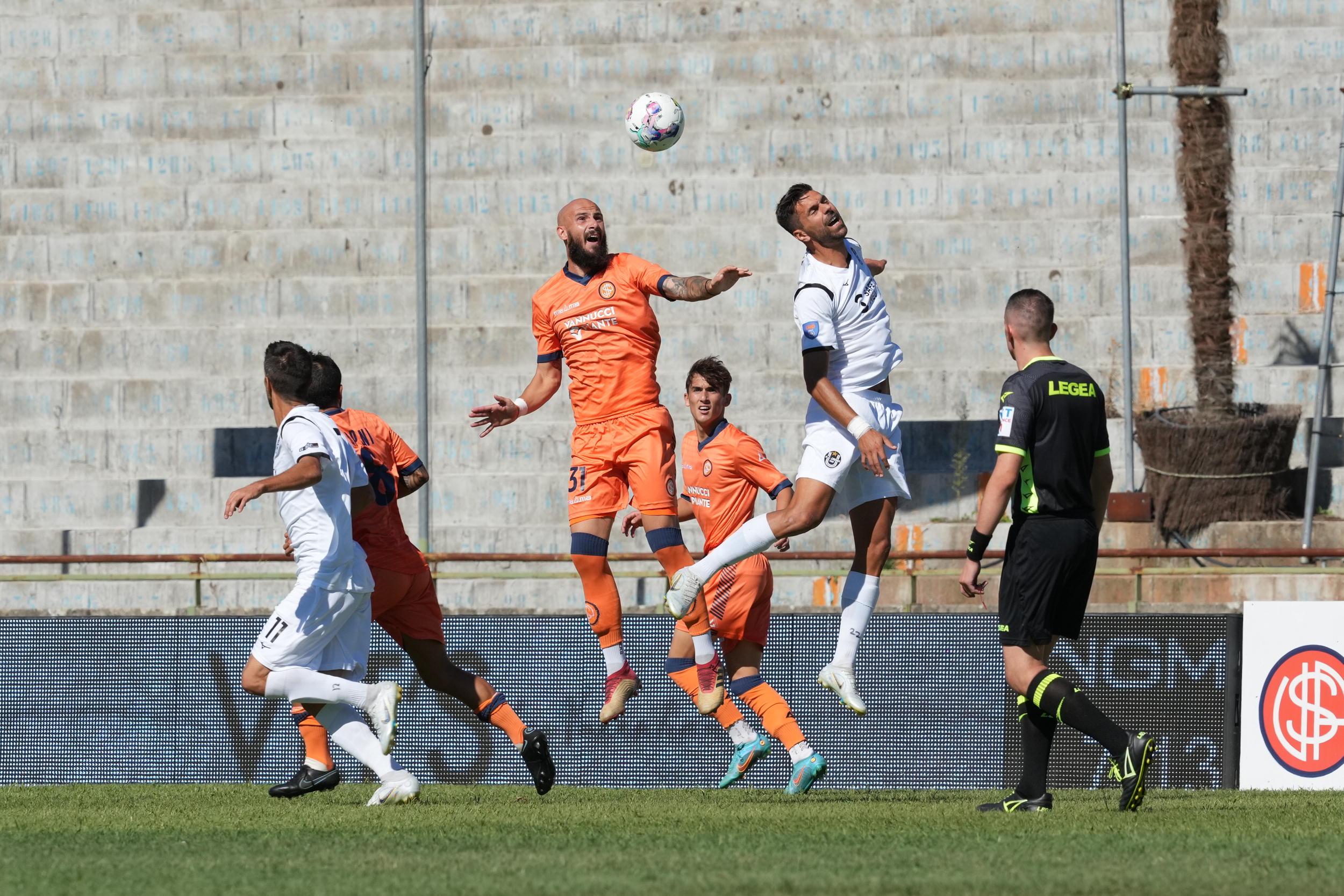 Pistoiese, arriva il gol ma non la vittoria. Squadra contestata