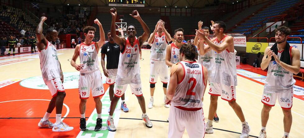 Coach Brienza: «Vittoria costruita in difesa» 