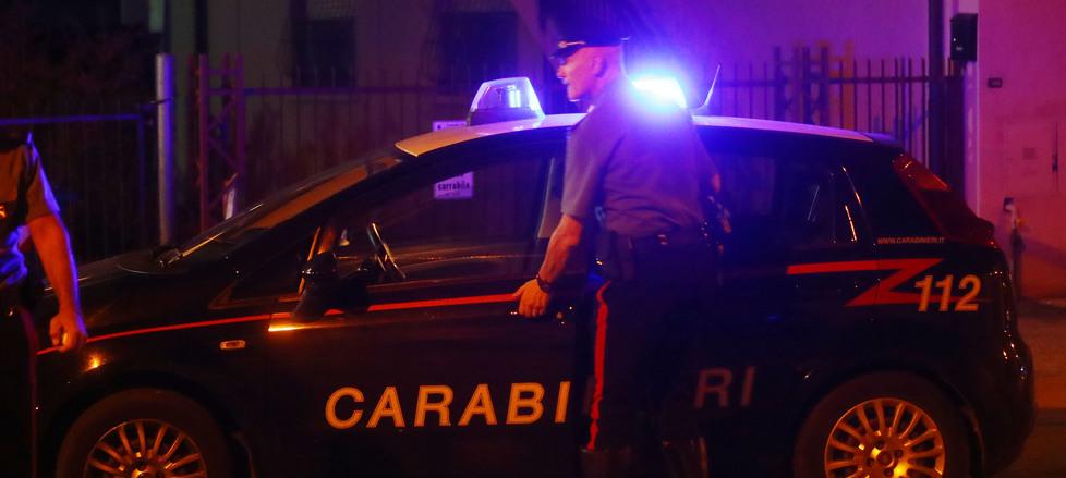Notte di caos in piazza del Luogo Pio: grida, confusione e un arresto per resistenza e lesioni
