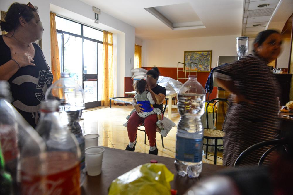 Firenze, nell’albergo senza luce e gas: dove vivono i nuovi poveri