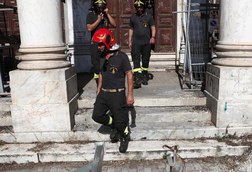 Politeama, altri sei mesi per la perizia 