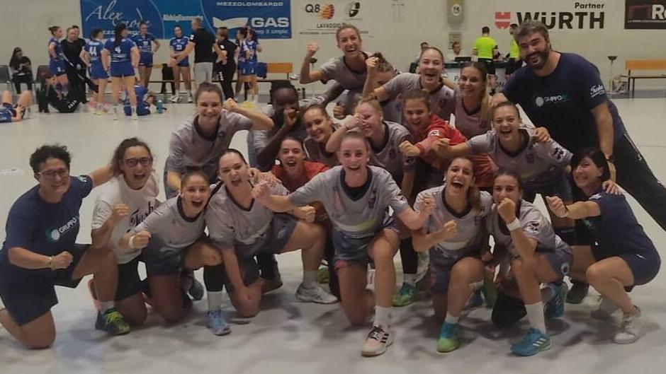 Vittoria bis e primo posto Tushe, la favola continua