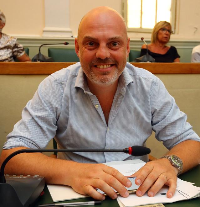 Sgombero con la ruspa del campo nomadi di Ferrara, il vicesindaco a processo