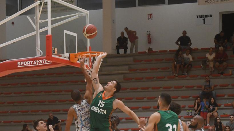 Oristano, il nuovo palazzetto dello sport casa provvisoria del basket