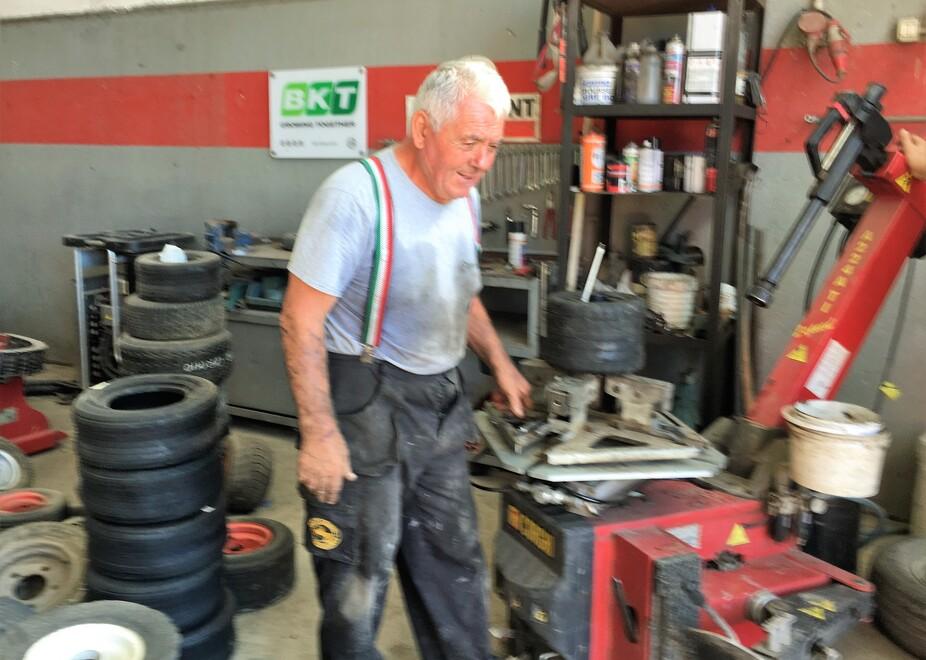 «In officina servono due persone ma non riesco a trovare nessuno» 