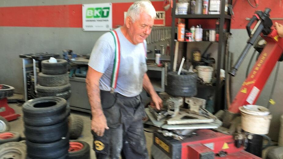 «In officina servono due persone ma non riesco a trovare nessuno»