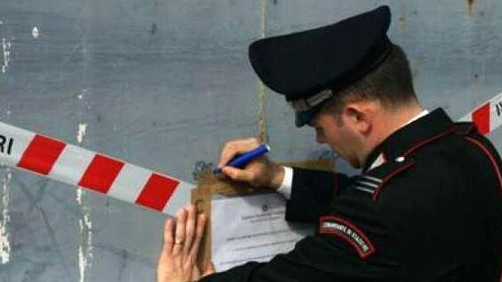 «Affari con pregiudicati per mafia». Chi è l'imprenditore di Viareggio indagato: via ai sequestri