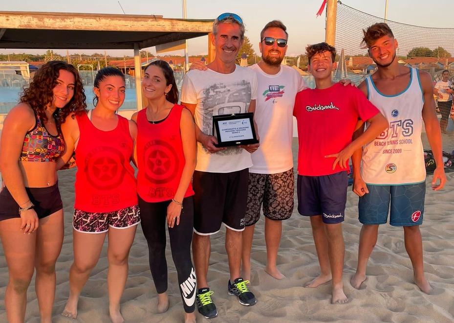 Beach tennis, doppietta per i team del Ct Grosseto 