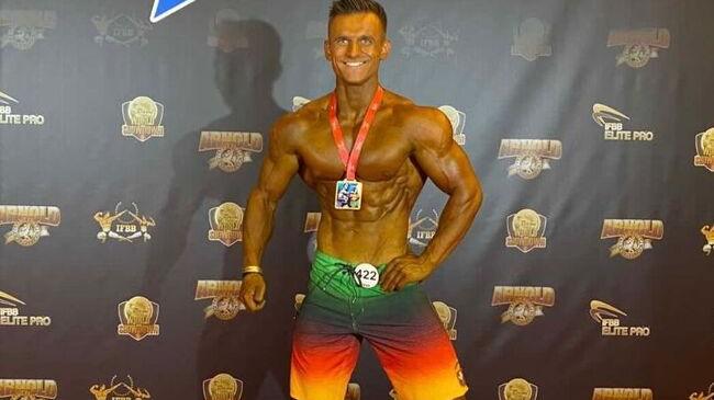 Il body builder Andrii trionfa in Spagna