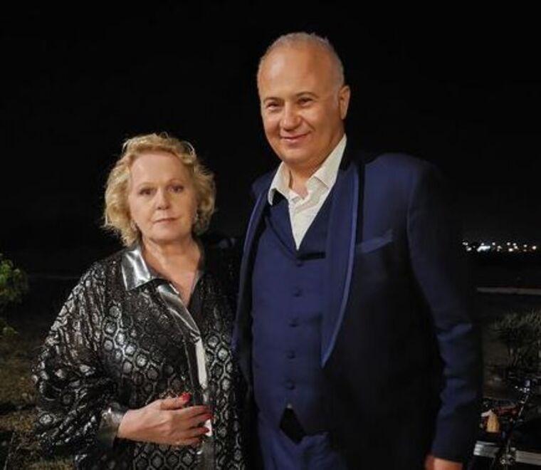 Il tenore cecinese Massimo Gentili e il duetto    con Katia Ricciarelli 