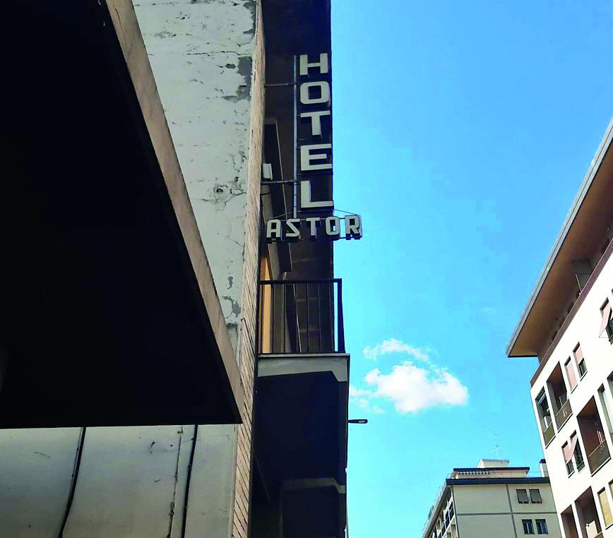 Occupazione dell’ex hotel Astor, Nardella: «Lo sgomberiamo»