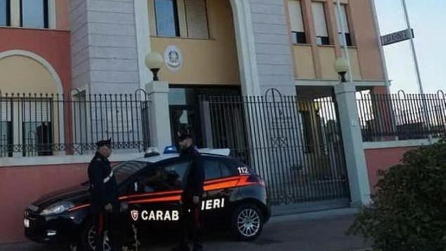Olbia, sorpresi in strada con dosi da spacciare e i “pizzini”sull’attività: arrestati dai carabinieri