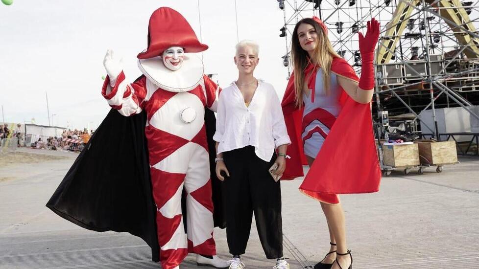 Viareggio, Bebe Vio scende in pedana in versione modella a Villa Ariston
