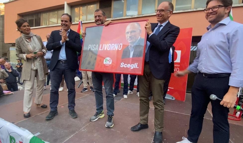 Letta a Livorno recupera la gaffe: «Meglio un pisano col bus elettrico che un fiorentino con gli aerei privati» – Il video