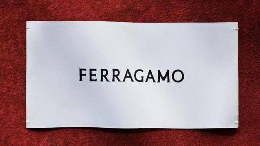 Ecco il nuovo logo per Ferragamo realizzato da Peter Saville