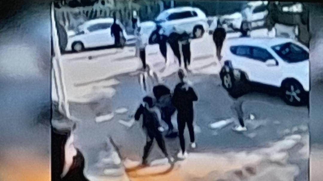 «Ho il coltello per difesa»