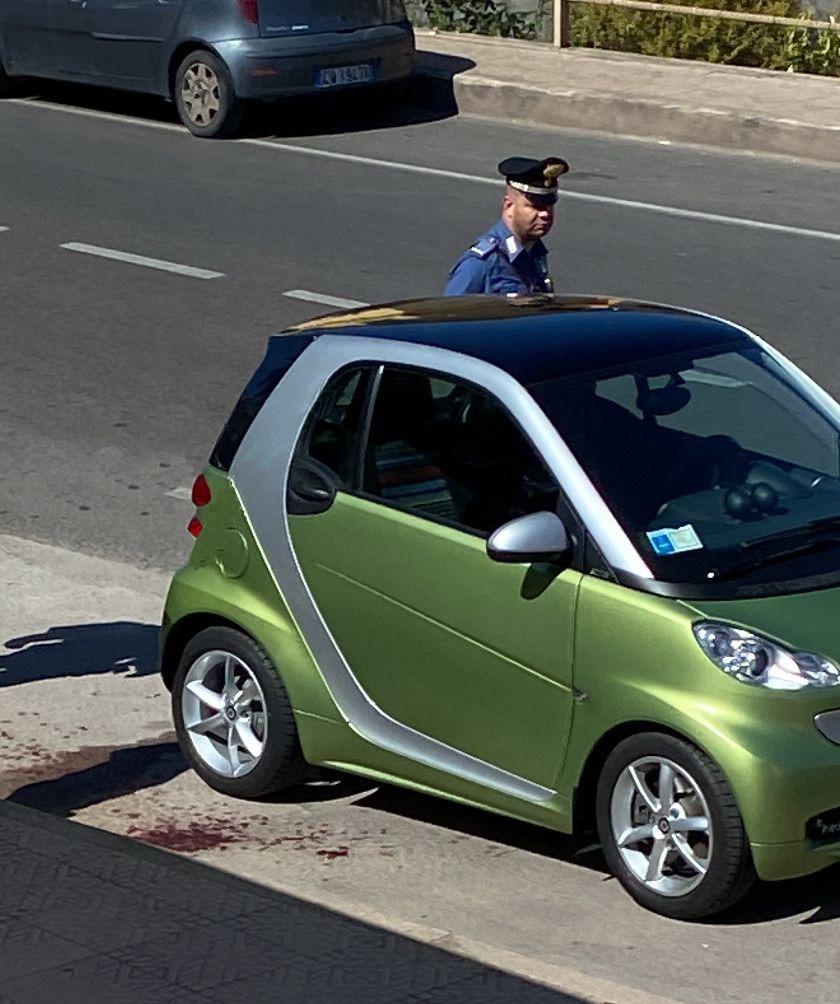 Lite con motosega e bastone: a Lu Bagnu duello choc tra due 70enni