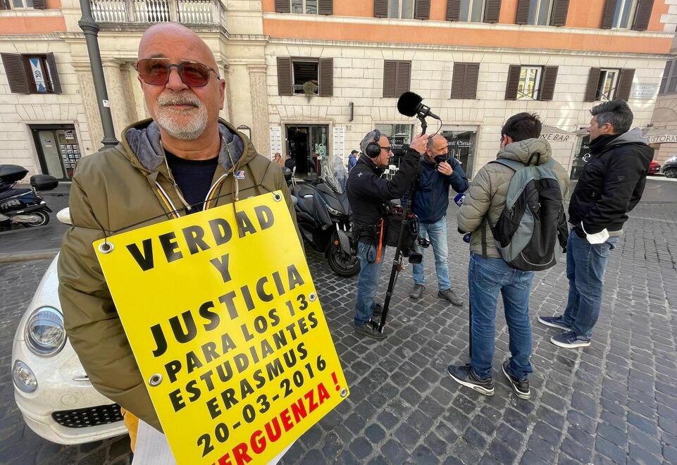 Strage Erasmus, nuovo appello a Mattarella: «Lo Stato prenda posizione»