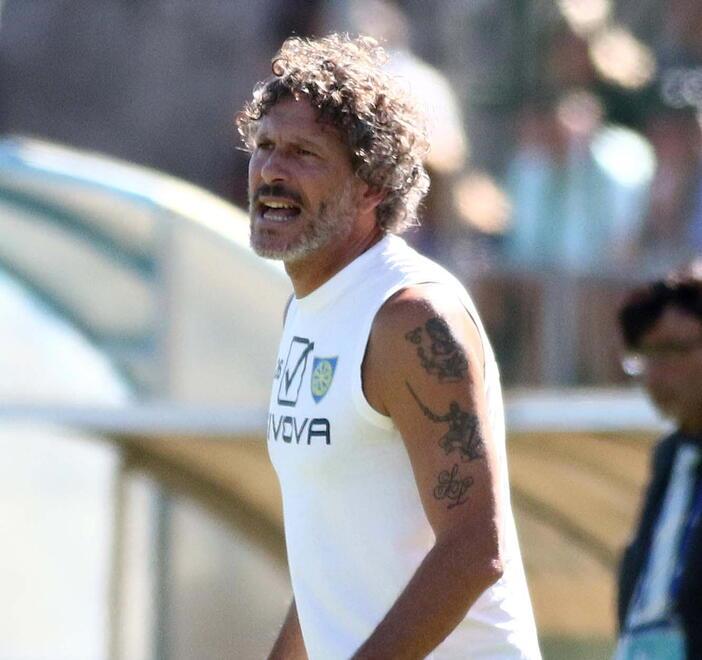 Carrarese, testa-coda pericoloso: «La classifica? È ancora presto...»