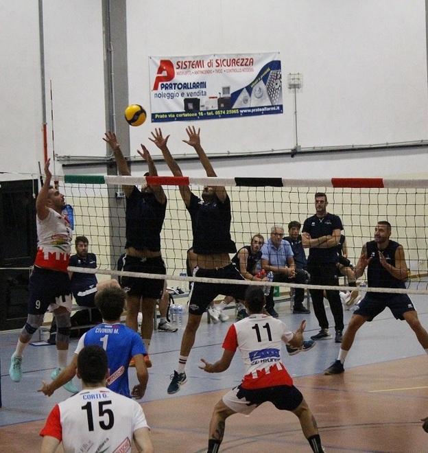 Il Volley Prato scalda i motori: buoni i test per definire gli schemi 