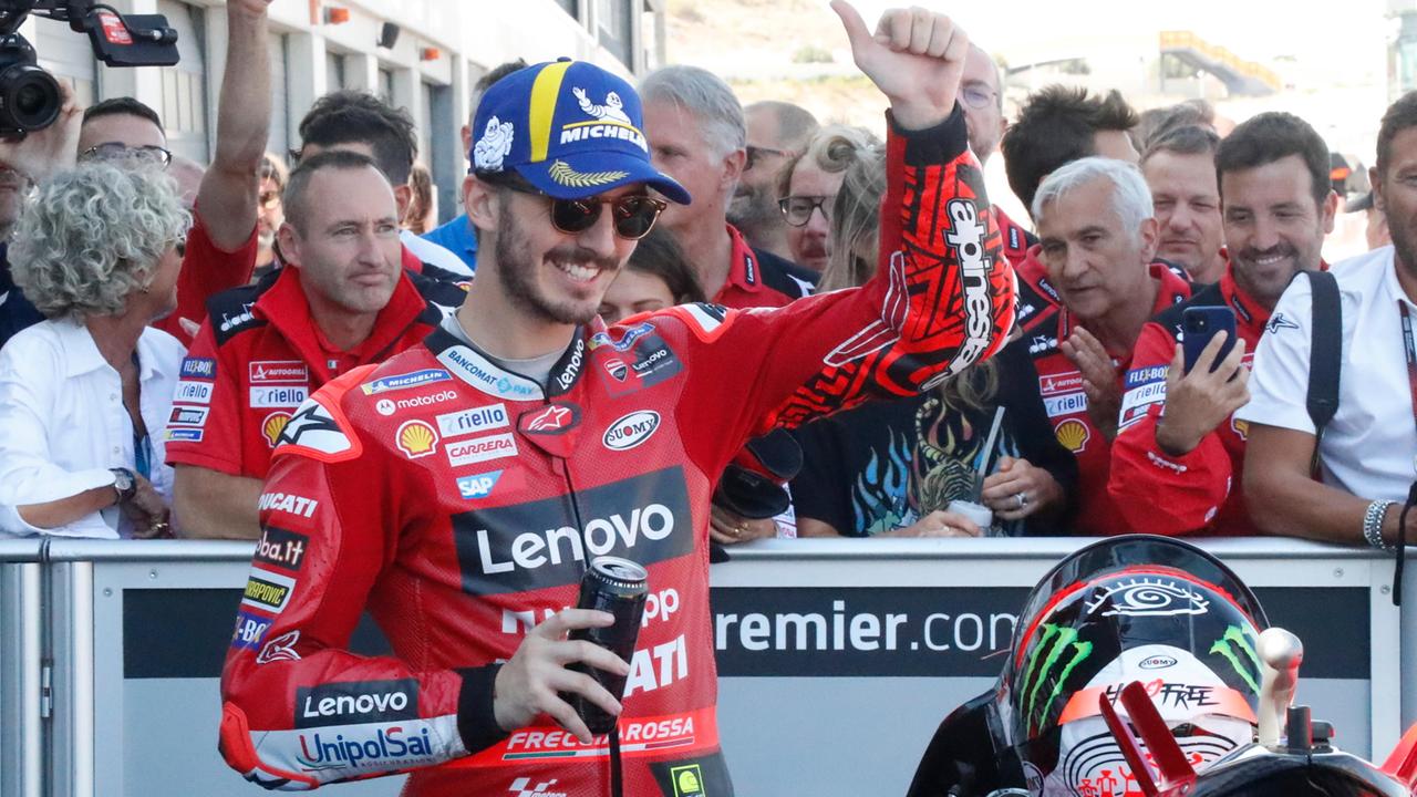 Bagnaia, assalto a Quartararo ma senza “aiutini” di scuderia