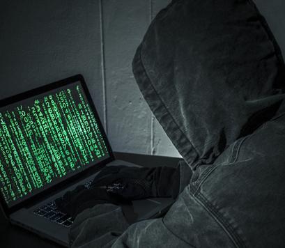 Sassari, truffa ai danni della concessionaria d'auto: 20 finiti nella trappola 