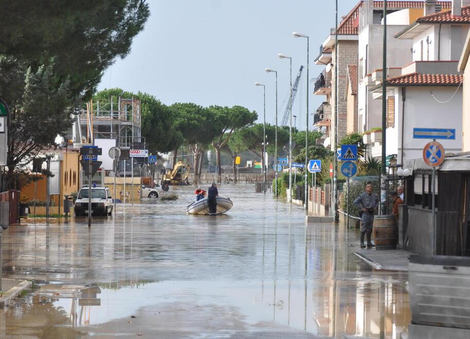 La frazione di Albinia alluvionata nel novembre 2012