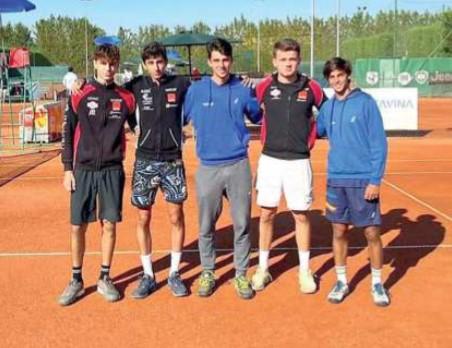 
	La squadra Under 16 del Tennis Italia Forte dei Marmi alle finali di Padova

