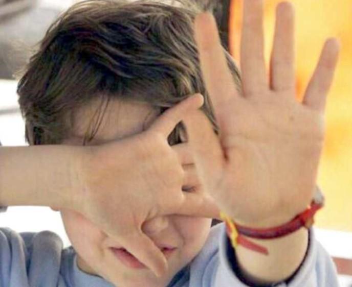 Firenze, maestra spintona l’alunno: condannata per percosse 