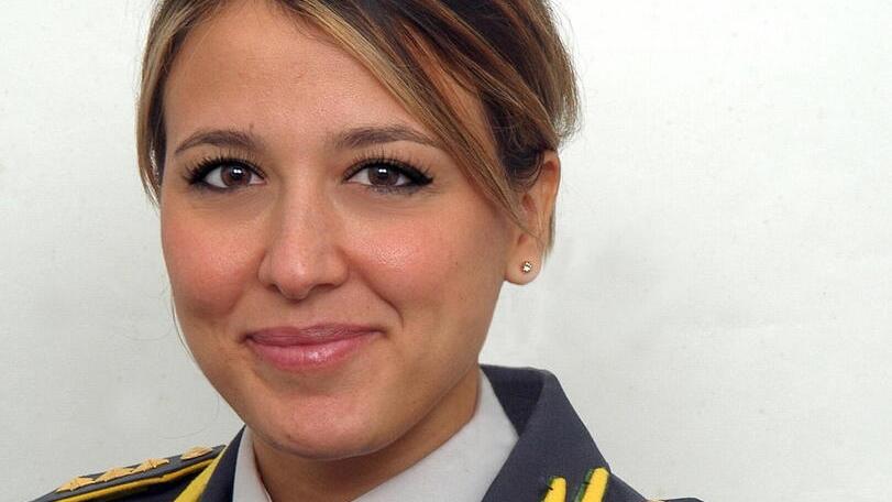Il nuovo capitano delle Fiamme Gialle Giulia Ciocchetti
