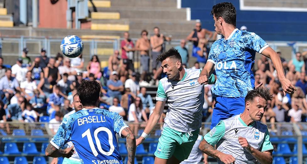 Moncini e la dura legge del gol: con la Spal per suonarle a tutti 