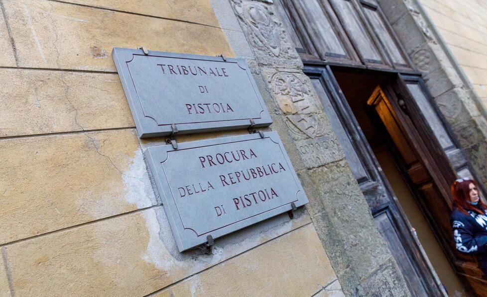 Maxi evasione Iva, sgominata banda con base nel Pistoiese