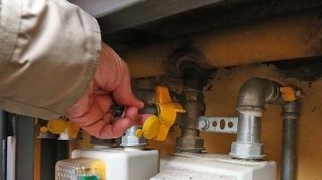 Gas, bollette dai prezzi stratosferici: «Sono impossibili consumi così alti»