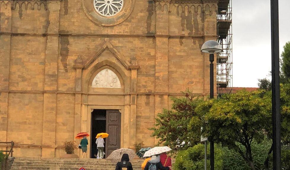 Luce, musica, ricordi ed emozione: così l’Immacolata torna alla città