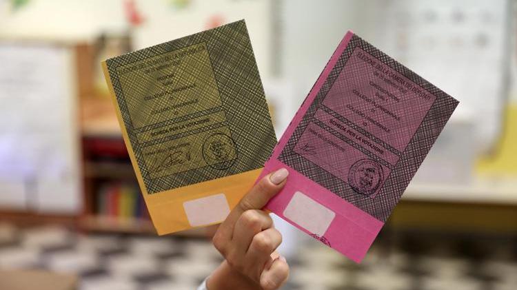 Elezioni, in provincia di Pisa solo 7 elettori su 10 alle urne