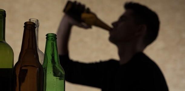 «I nemici dei ragazzi? Alcol, nuove droghe e psicostimolanti»