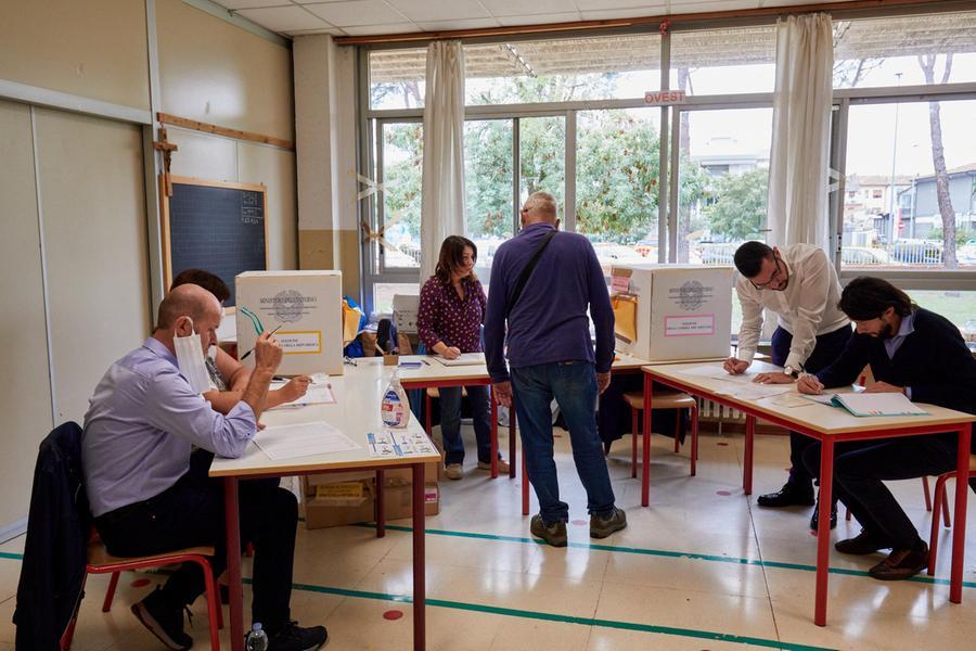 Elezioni, a Empoli crolla l’affluenza: il 72,89%, otto punti in meno delle politiche del 2018