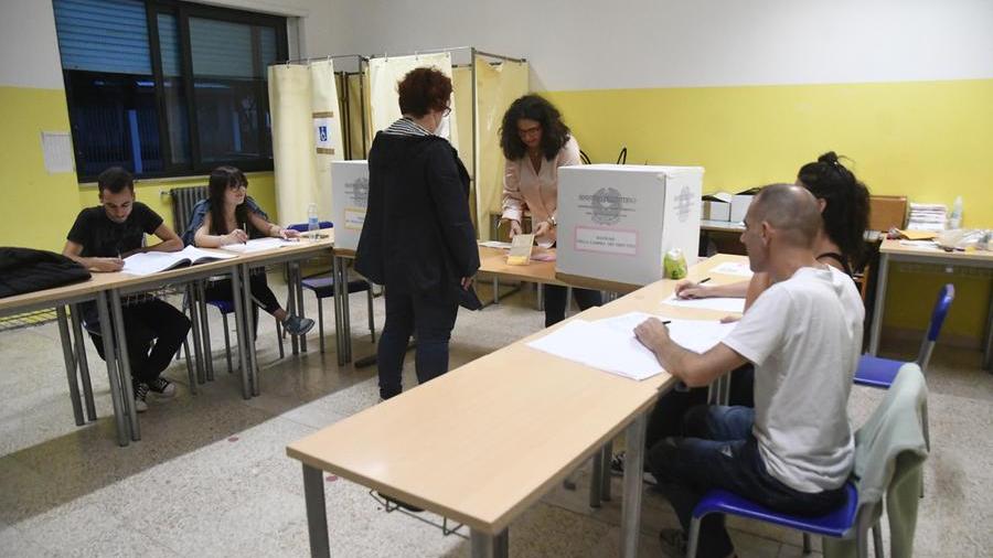 Alle 19 in Sardegna affluenza 40,9 per cento, in netto calo: alle precedenti politiche aveva votato il 52,3%